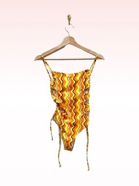 Nwt KENDALL & KYLIE Cut Out Side Trendy Print Orange & Yellow Swimsuit (Sz XS)